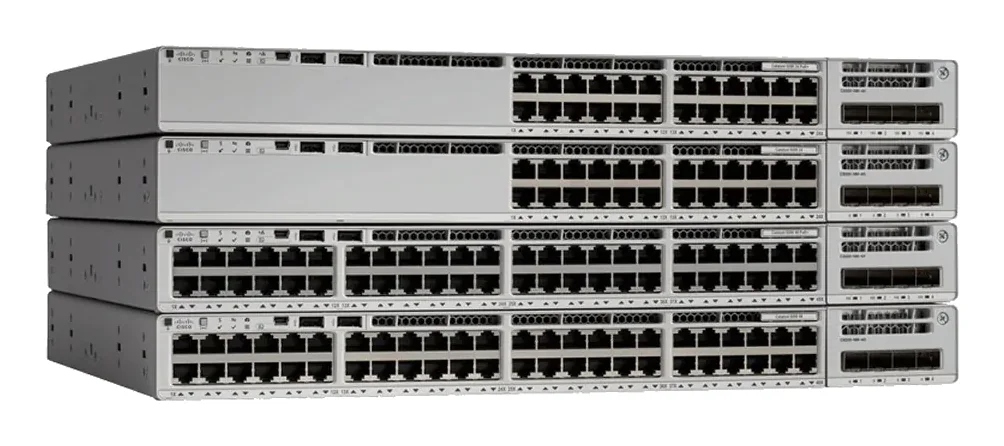 چهار سوئیچ Cisco Catalyst 9200 روی هم